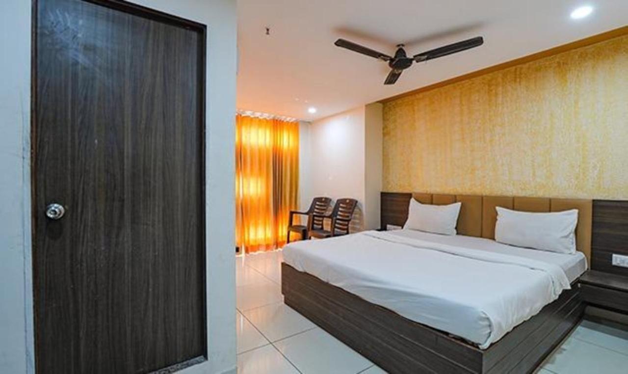 Fabhotel The Heaven Ahmedabad Bagian luar foto